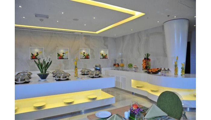 Hotel Ramada Abu Dhabi Corniche poza 12