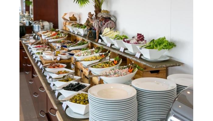 Ramada By Wyndham Beach Hotel Ajman poza 15