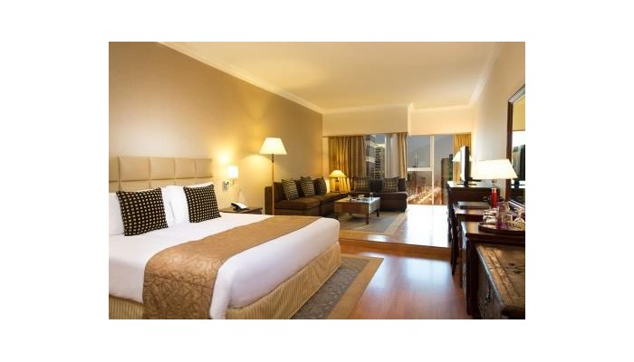 Crowne Plaza Hotel Dubai poza 8