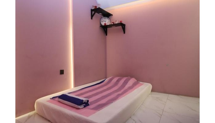 Hotel Golden Tulip Media poza 21