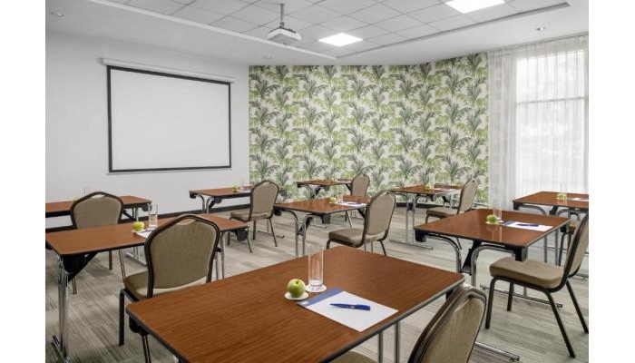 Hotel Holiday Inn Express Dubai- Safa Park poza 14