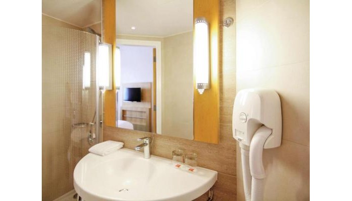 Hotel Ibis One Central Dubai poza 10