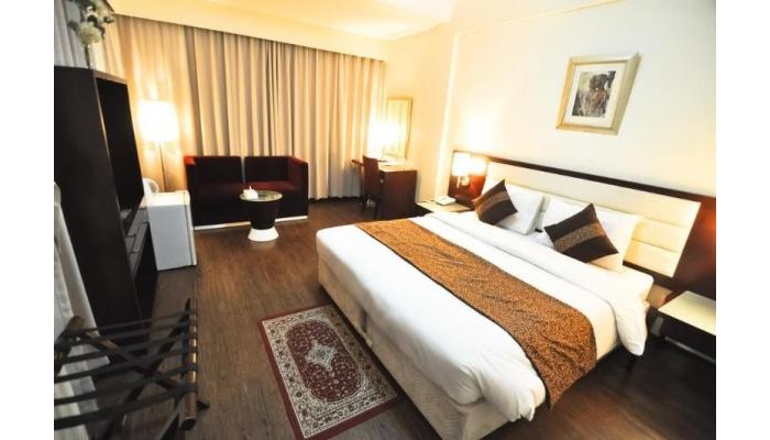 Phoenicia Hotel poza 8