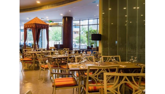 Signature Hotel Apartments And Spa poza 3