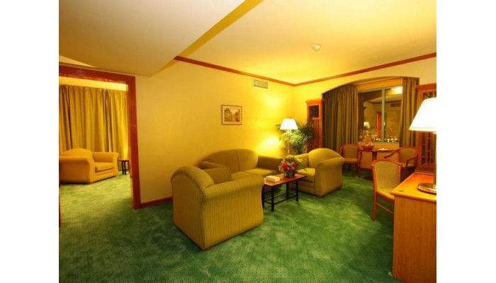 St. George Hotel poza 14