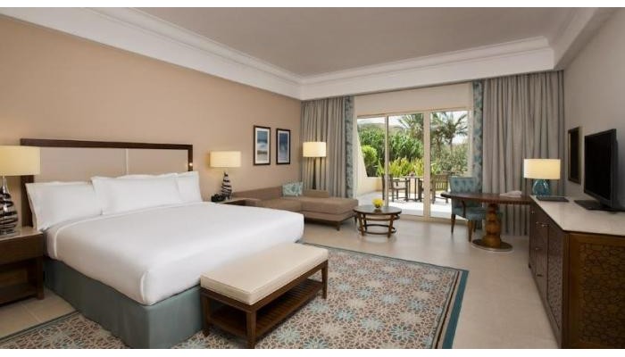 Hilton Al Hamra Beach Golf Resort poza 4