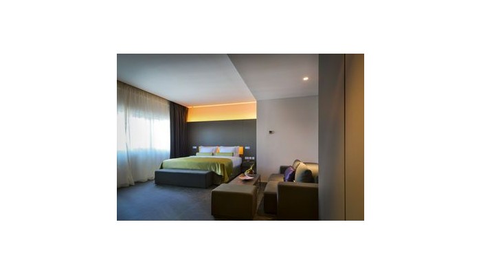 Royal Tulip 72 Hotel Sharjah poza 9