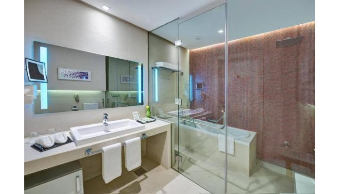 The Act Hotel poza 9